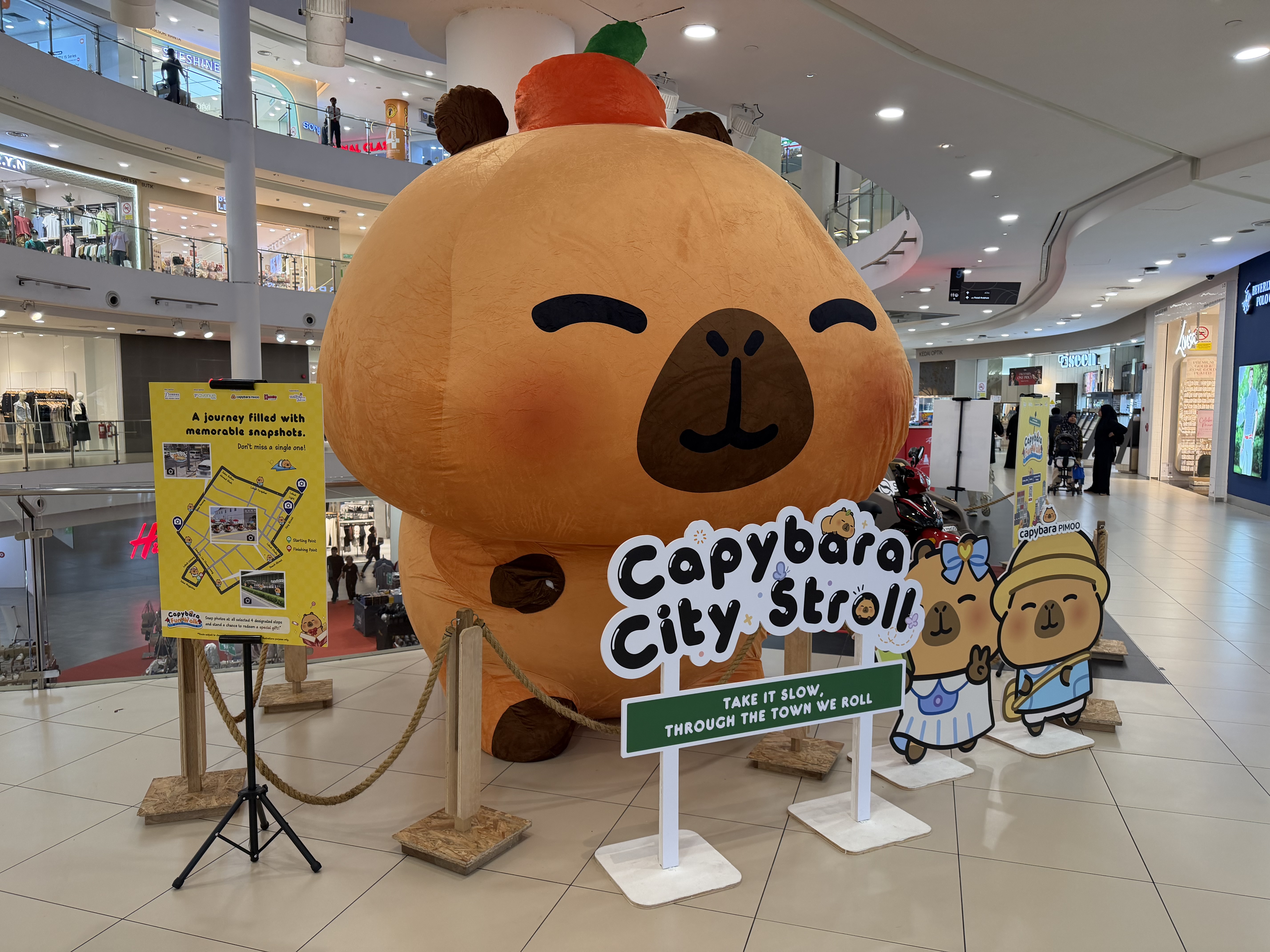 Capybara Fun Walk Event Photos