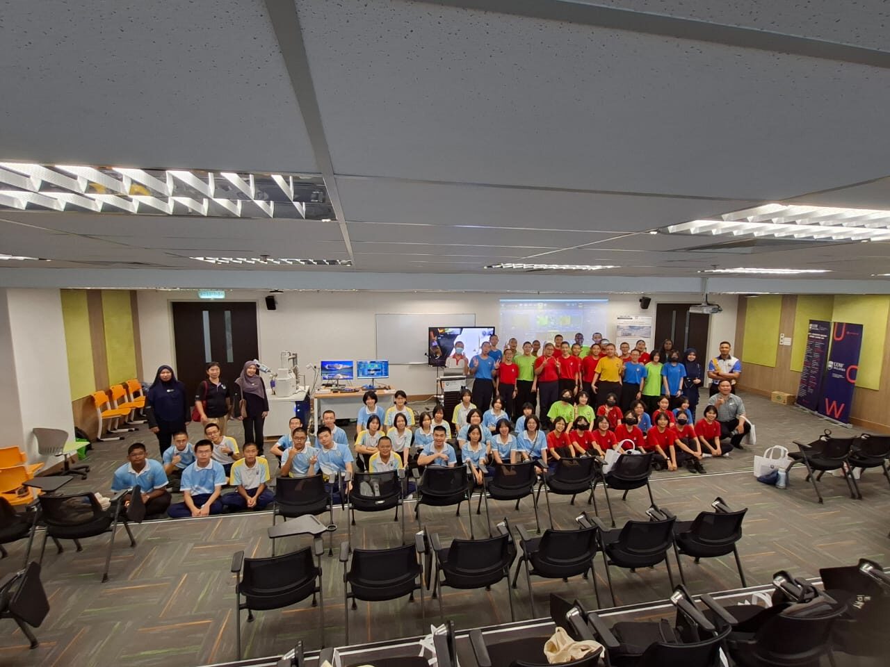 Seeing the Unseen: Exploring the World of Microscopy and Beam Surface Analysis Workshop photo